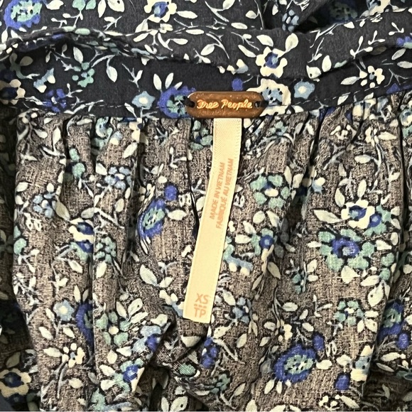 Free People Petunia Smocked Mini Jumper Dress Floral Open Back Blue Summer Sz XS - Picture 7 of 16